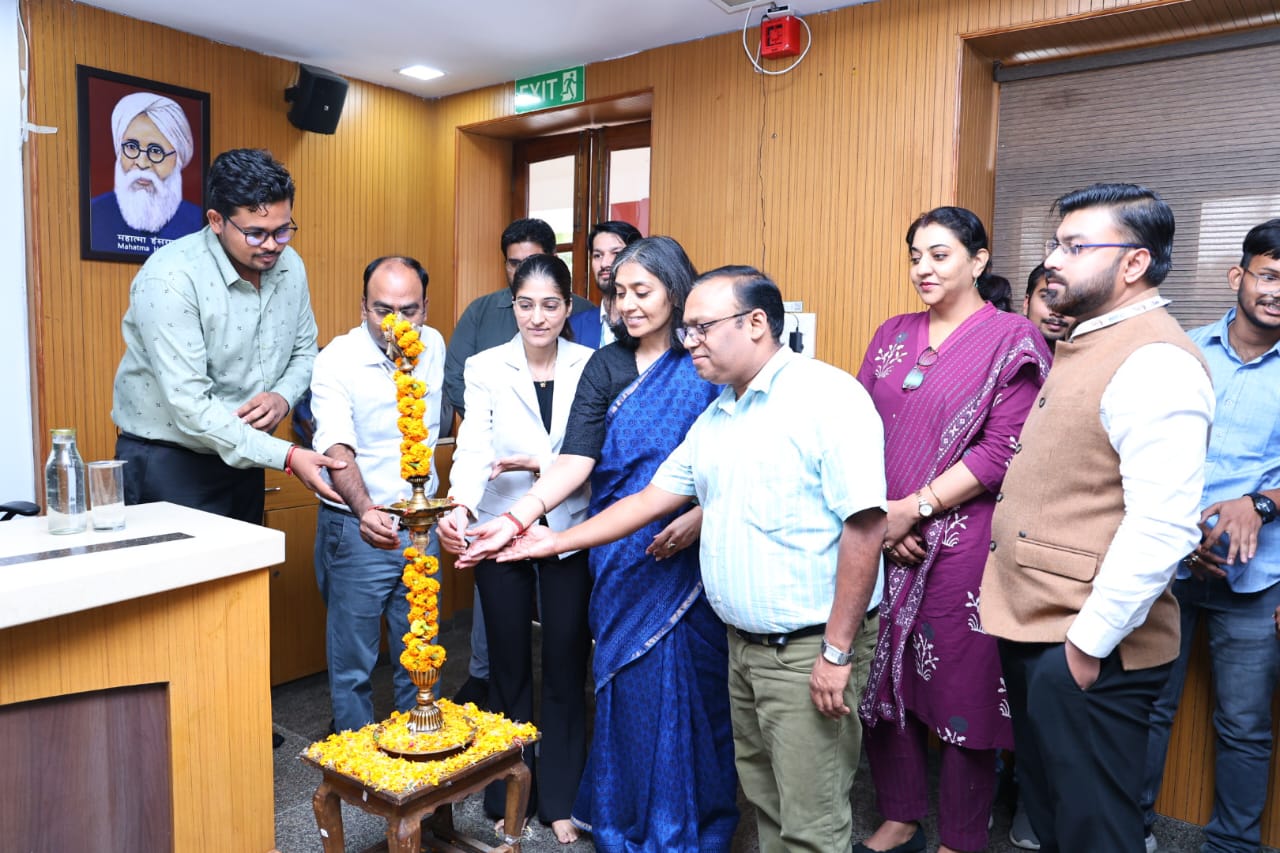 Digital India Awareness University Workshop cum DI Talk Show at Hansraj College